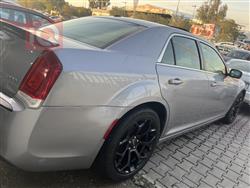 كرايسلر 300